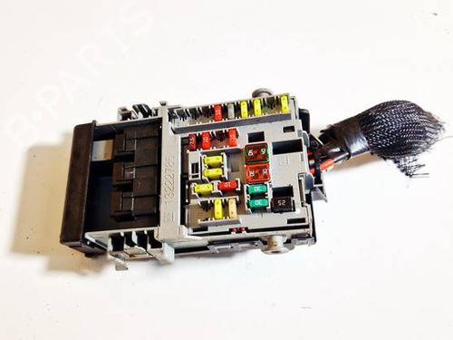Used Fuse box OPEL INSIGNIA A (G09) 2.0 CDTI (68) (160 hp) 32575471