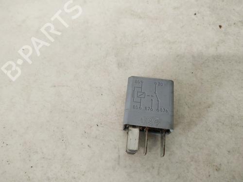 Used Electronic sensor Electronic sensor OPEL ZAFIRA / ZAFIRA FAMILY B (A05) 1.9 CDTI (M75) (150 hp) 33080152 33080152
