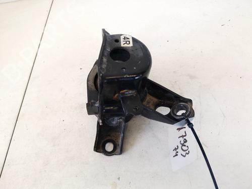 Used Engine mount Engine mount TOYOTA VERSO (_R2_) 2.0 D-4D (AUR20_, AUR20R) (126 hp) 32912302 32912302