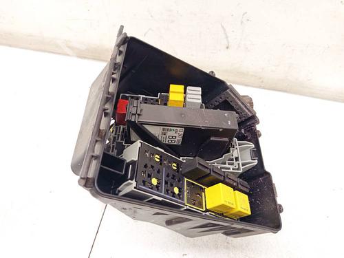 Used Fuse box Fuse box OPEL MERIVA A MPV (X03) 1.7 CDTI (E75) (125 hp) 36457292 36457292