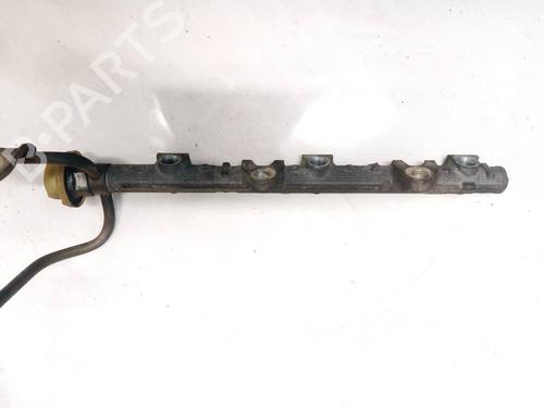 Used Injection rail Injection rail LEXUS RX (MCU15) 300 AWD (MCU15) (201 hp) 35346853 35346853
