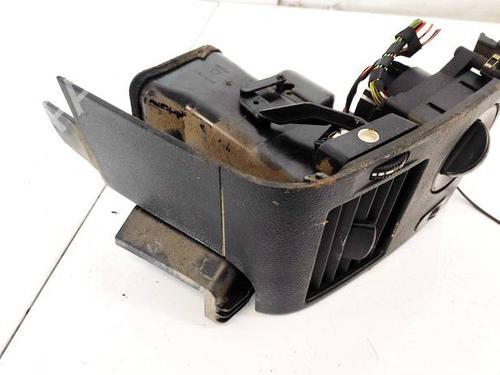 Used Air vent Air vent VW CRAFTER 30-35 Bus (2E_) 2.5 TDI (136 hp) 32942016 32942016