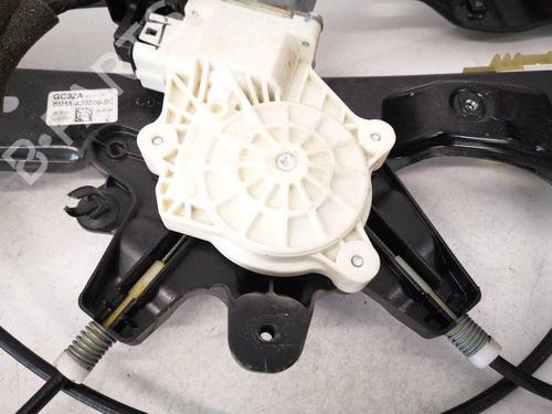Right front window motor FORD FOCUS III 1.6 TDCi | BP39040716E20 - Image 2