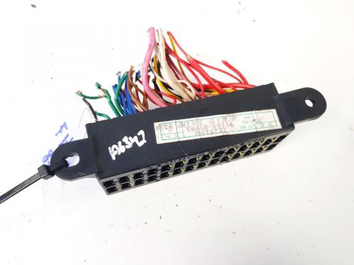 Used Fuse box Fuse box 38571493 38571493