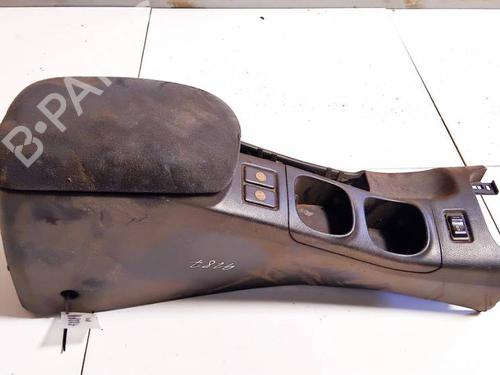 Used Armrest / Center console Armrest / Center console NISSAN PRIMERA Hatchback (P12) 2.2 Di (126 hp) 35065526 35065526