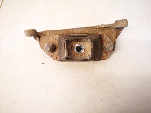 Used Engine mount Engine mount RENAULT MEGANE II (BM0/1_, CM0/1_) 1.5 dCi (BM0F, BM0T, BM2B, CM0F, CM0T) (82 hp) 32877222 32877222