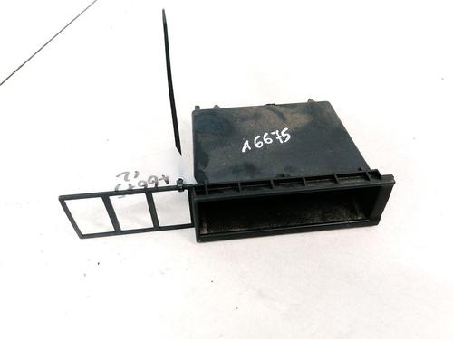 Used Glove box Glove box AUDI 80 B3 Saloon (893, 894, 8A2) 1.8 S (90 hp) 35574816 35574816