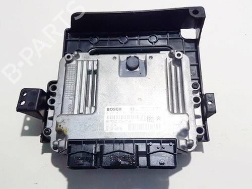 Used Engine control unit (ECU) Engine control unit (ECU) CITROËN C5 II (RC_) 1.6 HDi (RC8HZB) (109 hp) 33530040 33530040