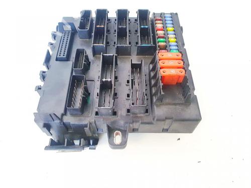 Used Fuse box Fuse box VW PASSAT B6 (3C2) 2.0 FSI (150 hp) 33061062 33061062