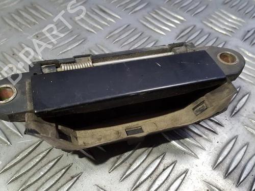 rear-left-exterior-door-handle-audi-a4-b5-8d2-1994-1995-1996-1997-1998-1999-2000-2001-35674780 main image