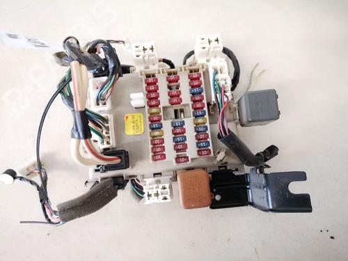 fuse-box-nissan-primera-hatchback-p12-2002-32882093 main image