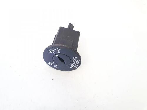 Used Switch Switch OPEL INSIGNIA A (G09) 2.0 CDTI (68) (131 hp) 32897931 32897931