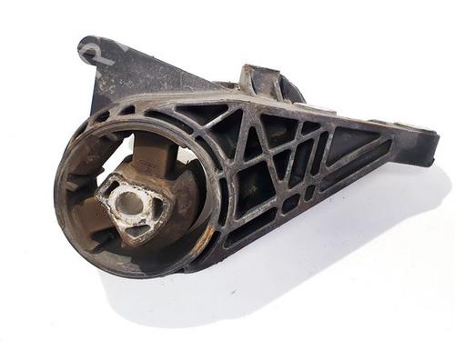 Used Engine mount Engine mount CHEVROLET CRUZE (J300) 2.0 CDI (150 hp) 32913888 32913888