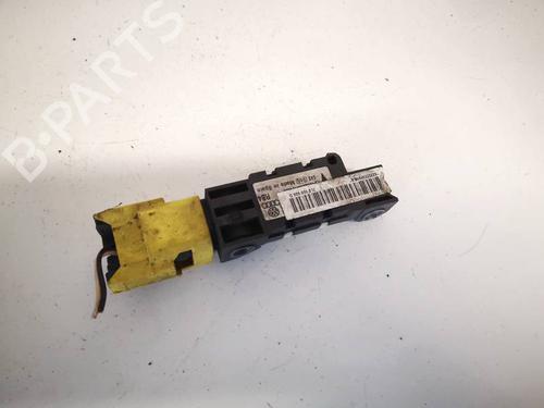 Used Electronic module Electronic module VW PHAETON (3D1, 3D2, 3D3, 3D4, 3D6, 3D7, 3D8, 3D9) 3.0 V6 TDI 4motion (240 hp) 32963620 32963620