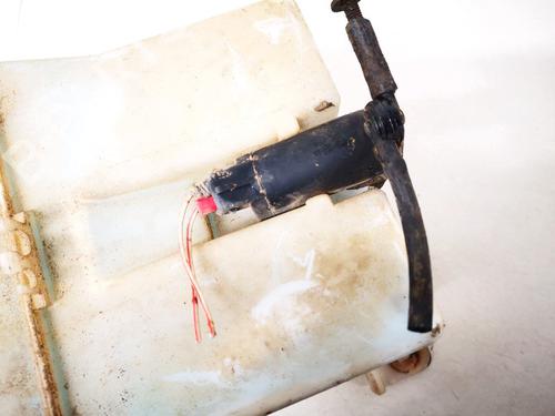 Used Washer pump Washer pump DAEWOO LEGANZA (KLAV) 2.0 16V (133 hp) 35550874 35550874