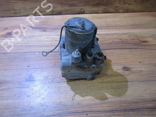Used ABS pump ABS pump VOLVO S40 I (644) 1.9 TD (90 hp) 35652390 35652390