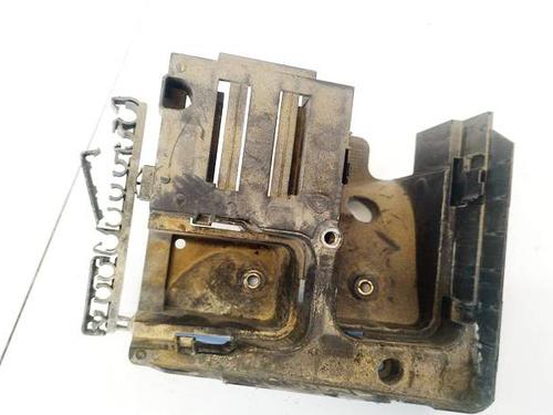 Used Fuse box Fuse box SKODA OCTAVIA II (1Z3) 1.9 TDI (105 hp) 32605079 32605079