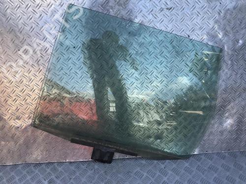Used Rear left door window Rear left door window 35838826 35838826