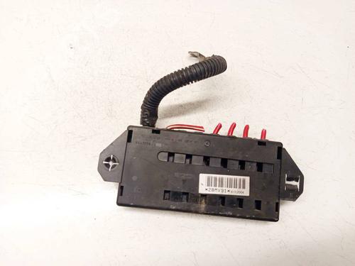 Used Fuse box Fuse box 32531776 32531776