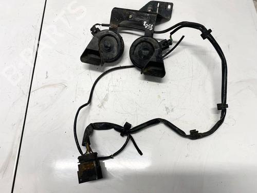 horn-porsche-cayenne-9pa-2002-2003-2004-2005-2006-2007-2008-2009-2010-35189494 main image