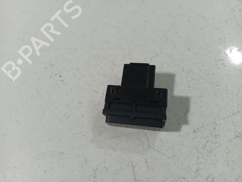Switch VW GOLF V (1K1) 1.9 TDI | BP39701701I30 - Image 2