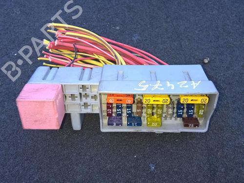 fuse-box-renault-scenic-ii-jm01_-2003-2004-2005-2006-2007-2008-2009-2010-33530763 main image