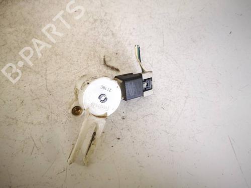 Switch CHEVROLET CRUZE Hatchback (J305) 1.7 D | BP38006637I30 - Image 2