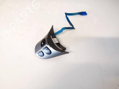Used Steering wheel controls Steering wheel controls 35282839 35282839