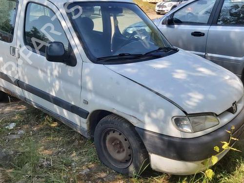 Used Parts PEUGEOT PARTNER Platform/Chassis (5_, G_) 2.0 HDi (90 hp) 4470394