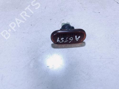 Used Right side indicator Right side indicator RENAULT CLIO II (BB_, CB_) 1.5 dCi (B/CB07) (65 hp) 35618995 35618995