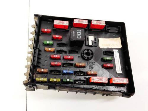 Used Fuse box Fuse box VW PASSAT B6 (3C2) 2.0 TDI (140 hp) 32935954 32935954