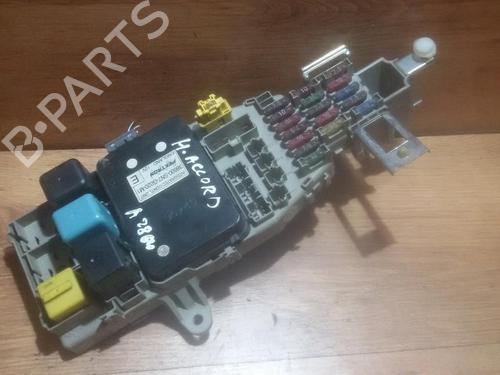 Used Fuse box Fuse box HONDA ACCORD VI Hatchback (CH, CL) 2.0 TDi (CH8) (105 hp) 33481733 33481733