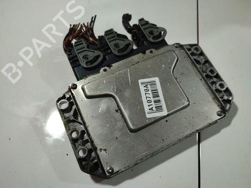 Used Engine control unit (ECU) Engine control unit (ECU) RENAULT SCÉNIC II (JM0/1_) 1.6 BiFuel (113 hp) 32553658 32553658