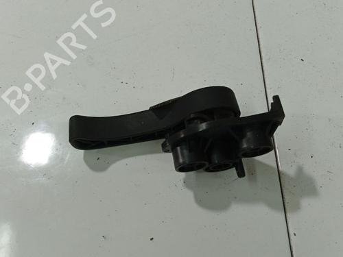 Indvendigt håndtag Indvendigt håndtag CHEVROLET CAPTIVA (C100, C140) 2.0 D 4WD (150 hp) 34788664 34788664