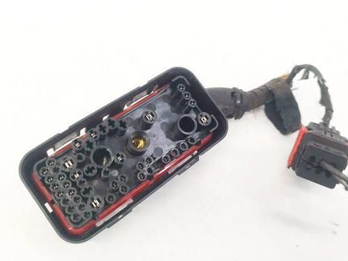 fuse-box-opel-astra-h-a04-2004-2005-2006-2007-2008-2009-2010-2011-2012-2013-2014-32587293 main image