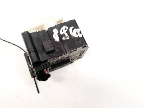 Used Electronic module Electronic module VW PHAETON (3D1, 3D2, 3D3, 3D4, 3D6, 3D7, 3D8, 3D9) 3.2 V6 (241 hp) 32936897 32936897