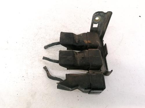 Used Fuse box MAZDA 626 V (GF) 2.0 Turbo DI (GFFP) (101 hp) 32913166