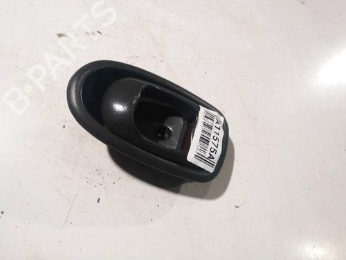 Used Rear right interior door handle Rear right interior door handle 37254333 37254333