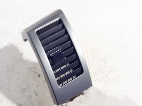 Used Air vent MITSUBISHI OUTLANDER II (CW_W) 2.4 (CW5W) (170 hp) 32589205