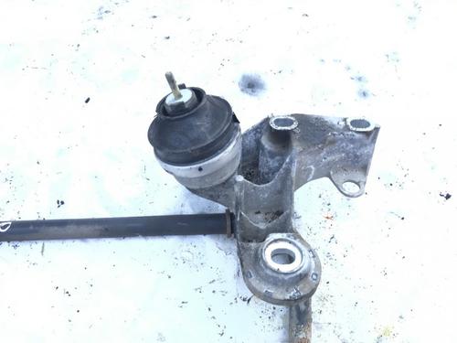 Used Engine mount Engine mount AUDI A4 B5 (8D2) 1.6 (100 hp) 33072545 33072545