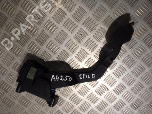 Used Pedal Pedal FIAT STILO (192_) 1.9 D Multijet (100 hp) 35709319 35709319