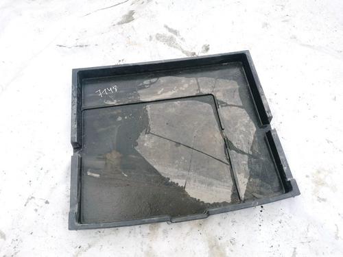 Used Boot lining Boot lining TOYOTA COROLLA Saloon (_E12_) 1.4 D-4D (NDE120_, NDE120R) (90 hp) 35510989 35510989