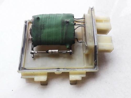 Used Heater resistor Heater resistor VW PASSAT B3/B4 Variant (3A5, 35I) 1.8 (90 hp) 35865873 35865873
