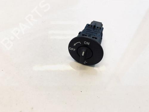 Used Switch Switch RENAULT LAGUNA III (BT0/1) 2.0 16V (BT05, BT0F, BT0W) (140 hp) 33091053 33091053