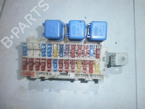 Used Fuse box Fuse box 33485516 33485516