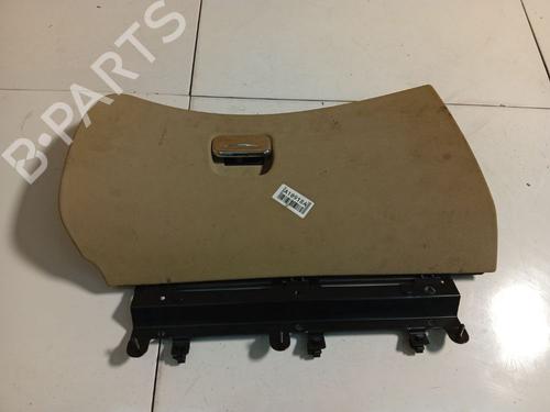 Used Glove box Glove box ALFA ROMEO 147 (937_) 1.9 JTDM (937.AXD1A, 937.AXV1A, 937.BXB1A) (115 hp) 34759257 34759257
