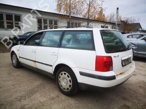 Fuse box VW PASSAT B5 Variant (3B5) 1.9 TDI | BP32597843E1 