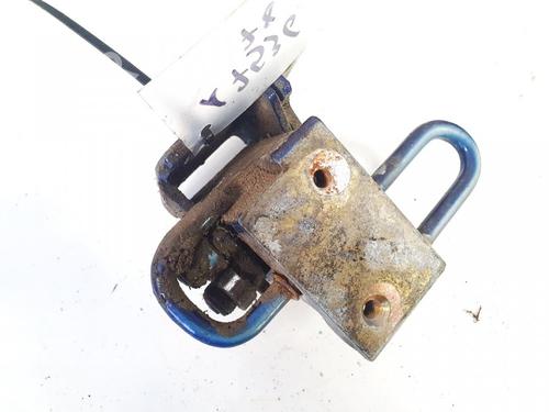 hingedoor-check-strap-audi-a6-c5-4b2-4b4-1997-1998-1999-2000-2001-2002-2003-2004-2005-32893629 main image