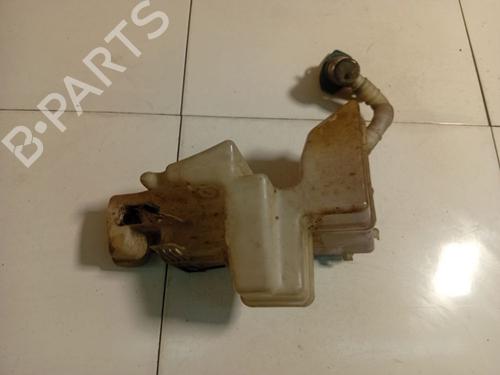 Used Windscreen washer tank Windscreen washer tank 39231968 39231968