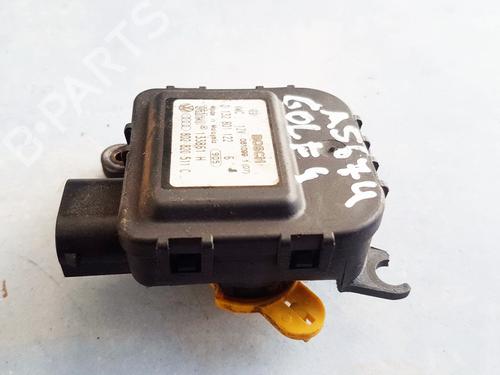 Used Electronic module Electronic module VW GOLF IV (1J1) 1.9 TDI (90 hp) 33098947 33098947